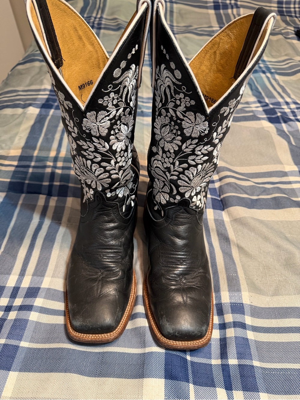 Macie Bean Black Eyed Susan Squared Toed Boots 9M
